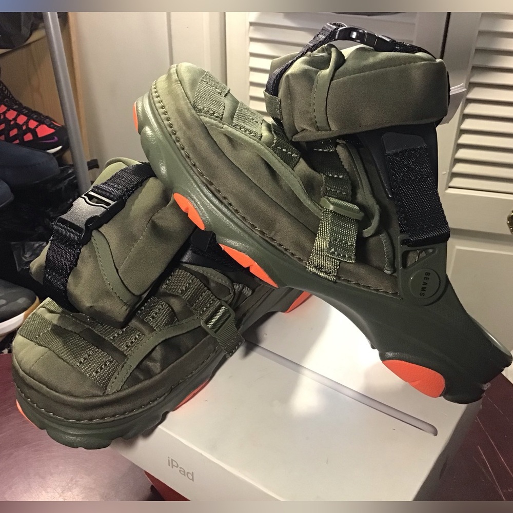 Crocs Bespoke Classic All-Terrain
Beams Military Olive.